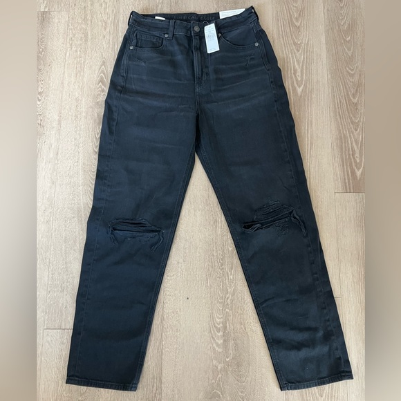 American Eagle Outfitters Denim - American Eagle mom straight jeans